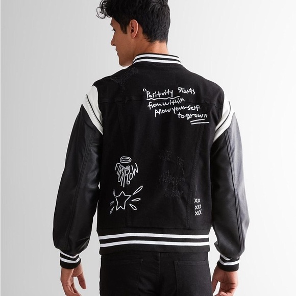 Men’s First Row Varsity Denim Stretch Jacket Buckle Sold Out NWOT Size Large - Picture 2 of 7